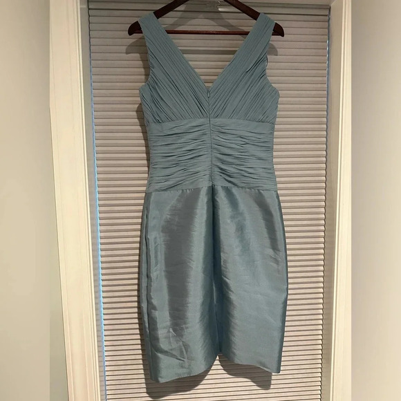 Adrianna Pappell pale blue silk cocktail dress - Picture 2 of 4